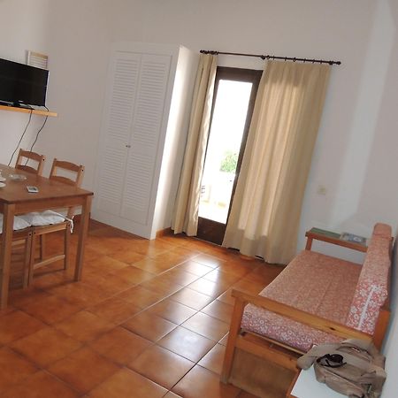 Apartamentos Sa Cala Cala Morell Dış mekan fotoğraf