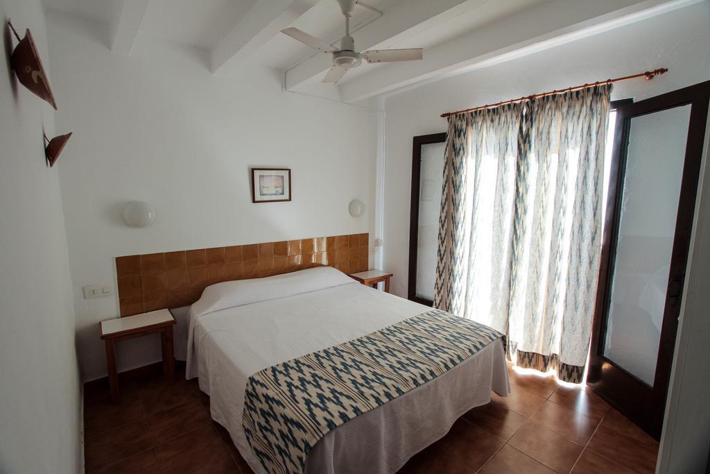 Apartamentos Sa Cala Cala Morell Dış mekan fotoğraf